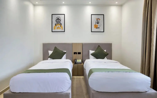 Seven Stays Zayed