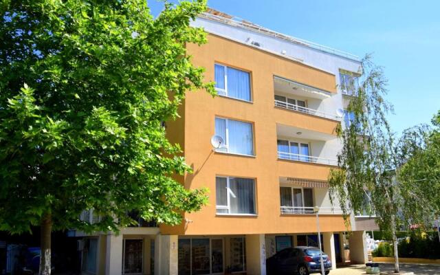 Sineva Del Sol Apartments