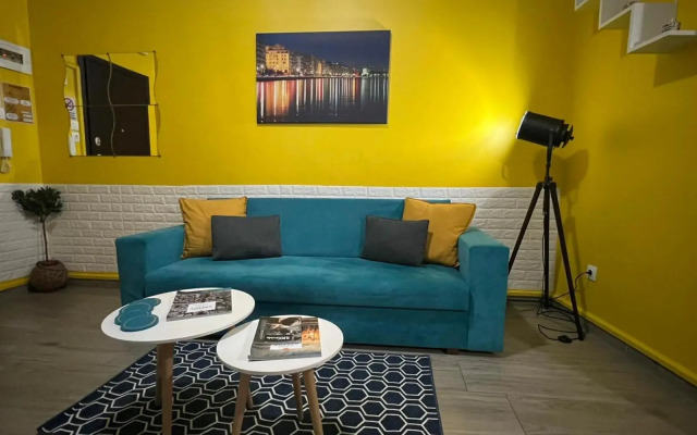 N&N's Luxurious Suite #WhiteTower