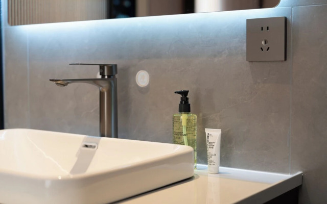 World Hotel Kaifeng Gulou Square Branch