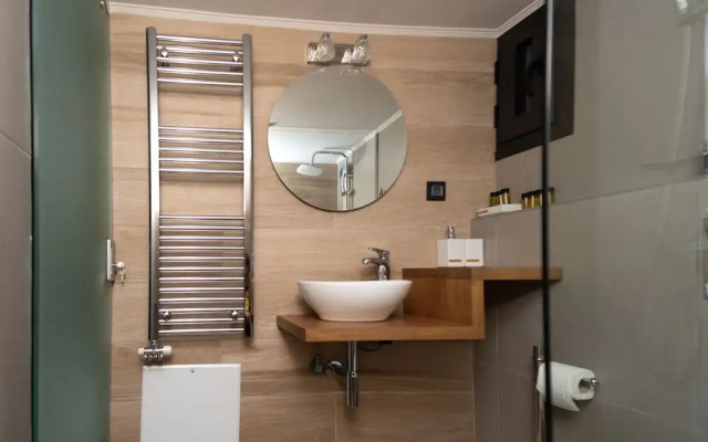 Cattleya Luxury Apartment