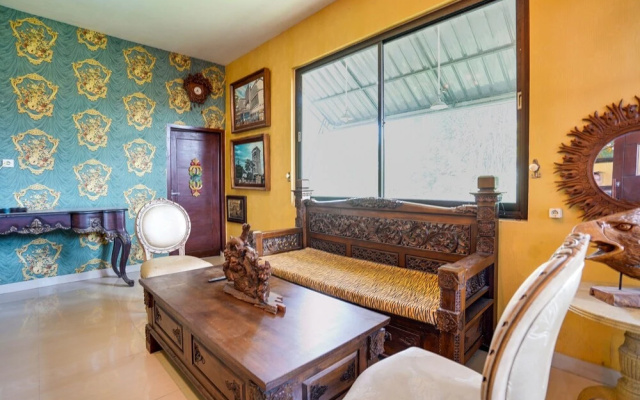 OYO 92114 Homestay Riverside Duko