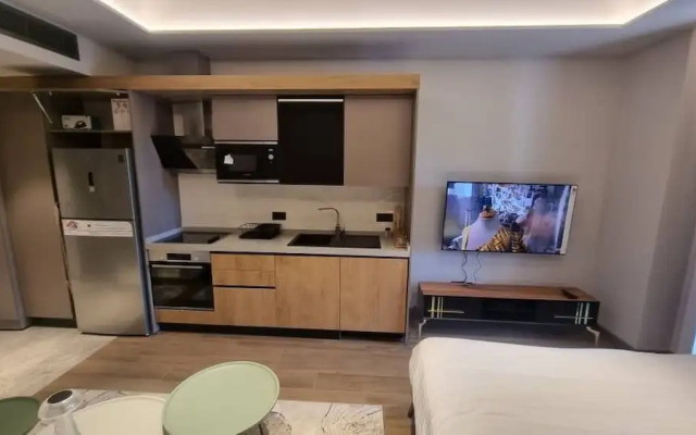 The Diamond inCity Luxury Suites by Cozy