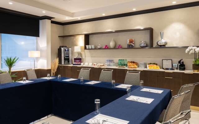 Best Western Plus Hotel Massena Nice