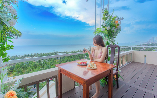 Seavitel Beach Hotel Da Nang