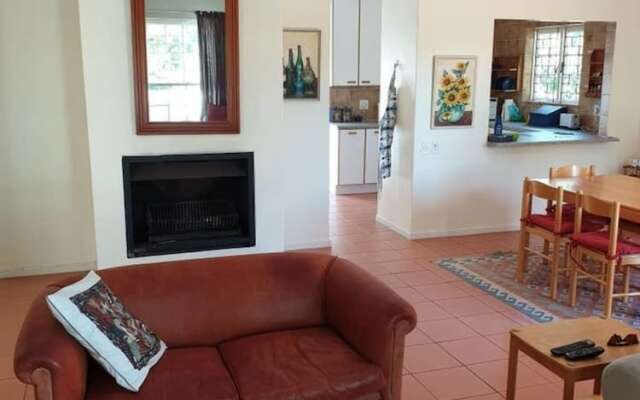 Peaceful House in the Winelands