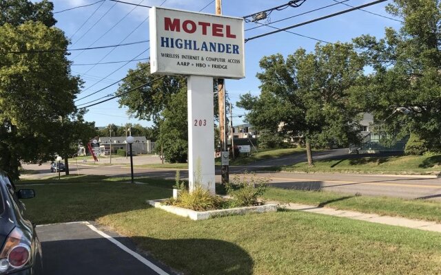 Highlander Motel