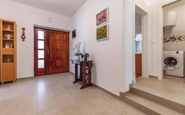 Amazing Home in Medulin With Wifi and 3 Bedrooms