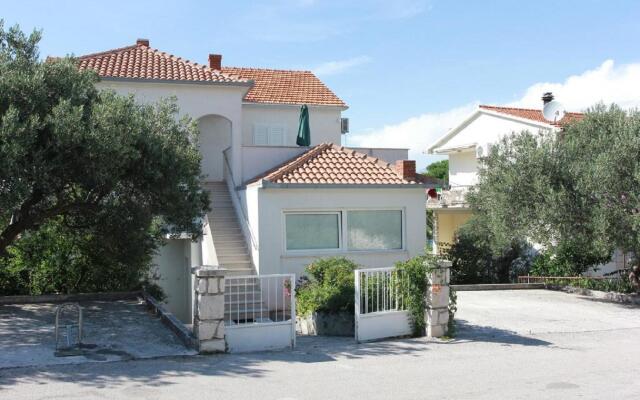 Vinko - 50 M From the Beach - A1
