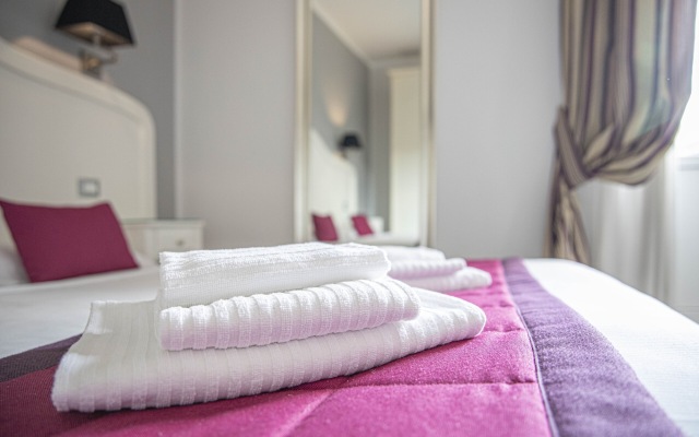 Отель Domus Castrense