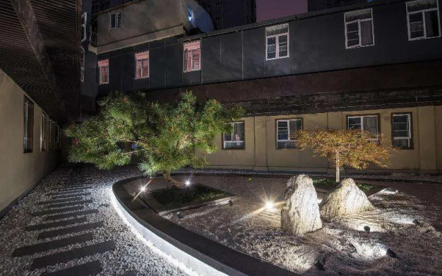 Ji Hotel (Shanghai People's Square, Nanjing Road)