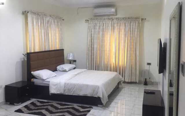 Stunning 2-bed Apartment in Lagos