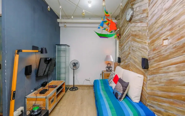 Comfort Living 1Br At Pakubuwono Terrace Apartment
