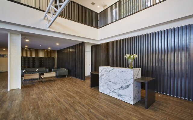 Platform Apartments by ESA