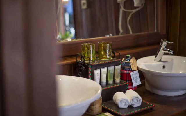 Neptune Mara Rianta Luxury Camp