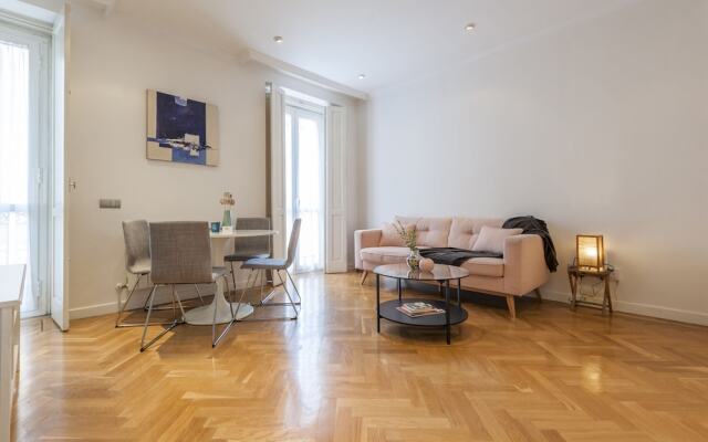 CHIC APARTMENT GRAN VIA I - ElevenHost