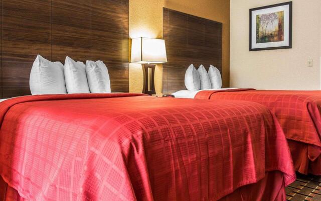 Quality Suites Hickory South