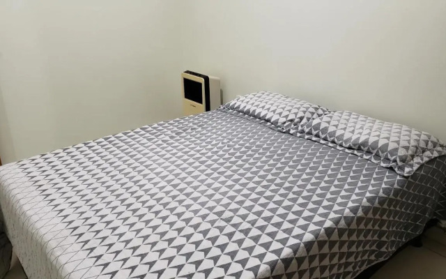 Apt encantador c/ varanda próximo ao aeroporto Jk.