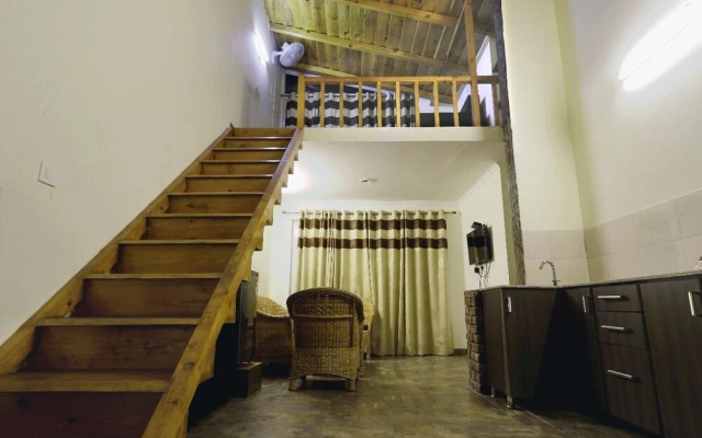 Luxury Suites overlooking lake at Naukuchiatal Nainital