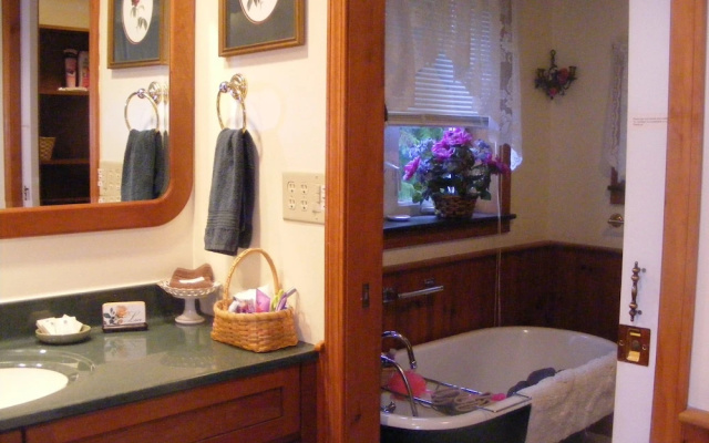 Lake Valley Legends B&B