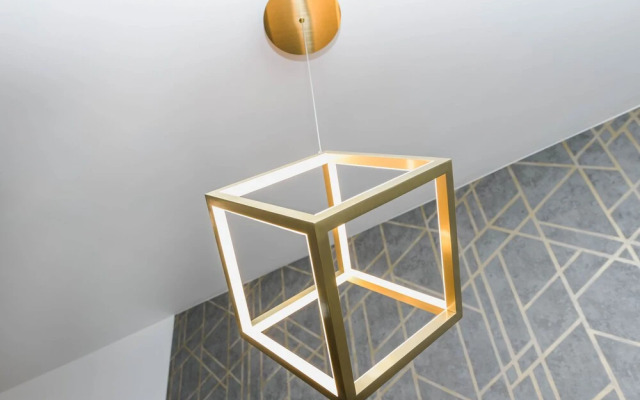 Elisabeth Downtown Apartments by UrbanRent