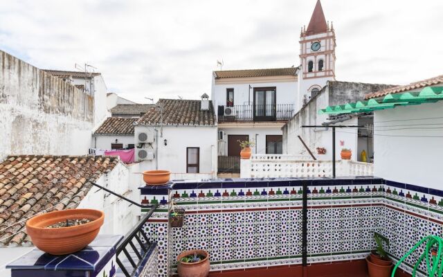Voguish Holiday Home in Arriate with Terrace