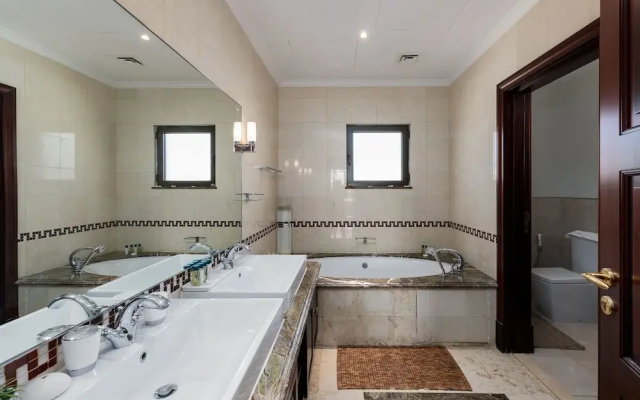 Beachfront 6BR Villa w Private Pool at the Palm