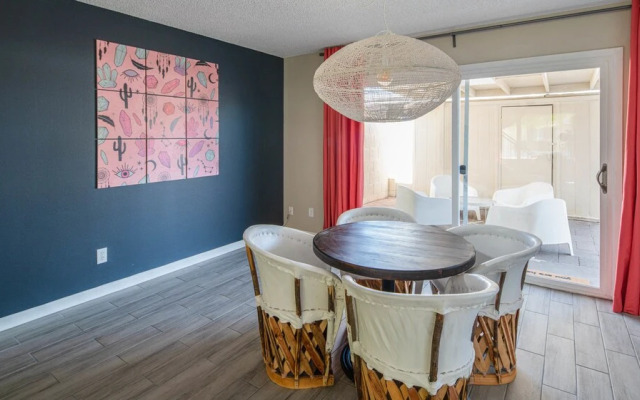 Stylish Townhome in Tempe by WanderJaunt