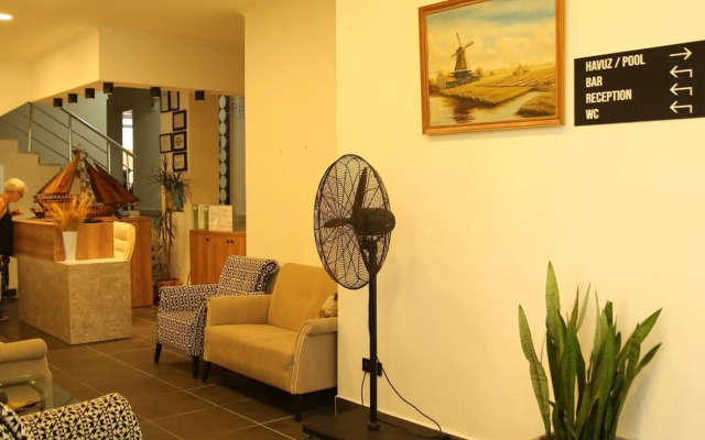 Saray Apart Hotel