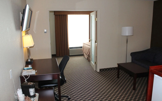 Best Western Strathmore Inn