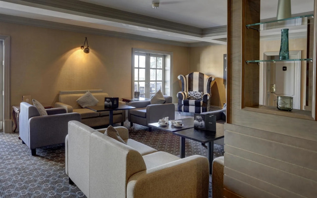 Crowne Plaza East Midlands Airport by IHG