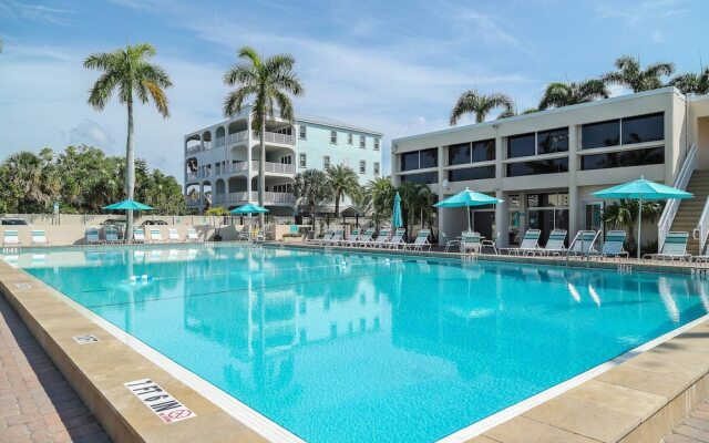 Palm Bay Club 7th-floor Oceanfront Condo on Private Beach