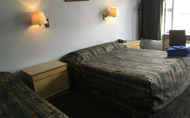 City West Motel