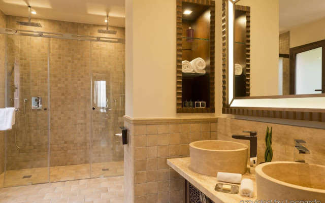 Tiara Miramar Beach Resort