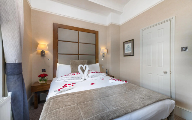 Gem Strathmore Hotel