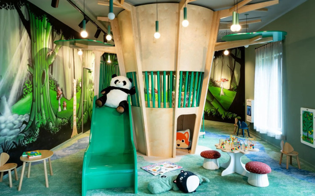 Moxy Paris Val D’Europe