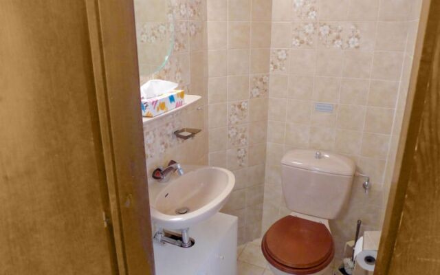 Victoria A/B/C 35715