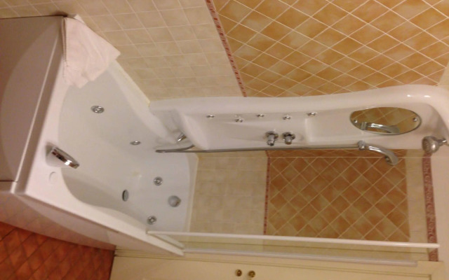 Hotel Barolo