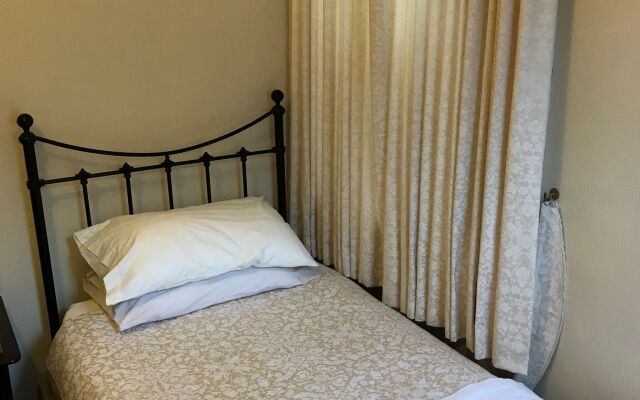 Bowman's Guesthouse