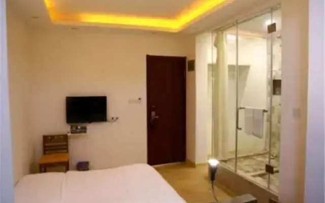 White Stone Hotel