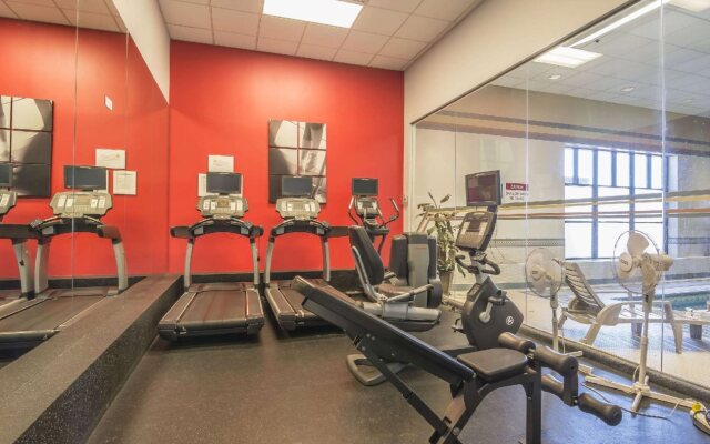 DoubleTree by Hilton Calgary North