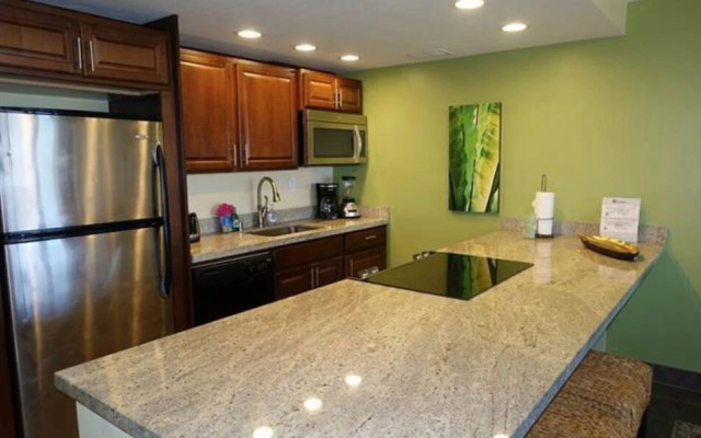 Kahana Reef 106 by RedAwning
