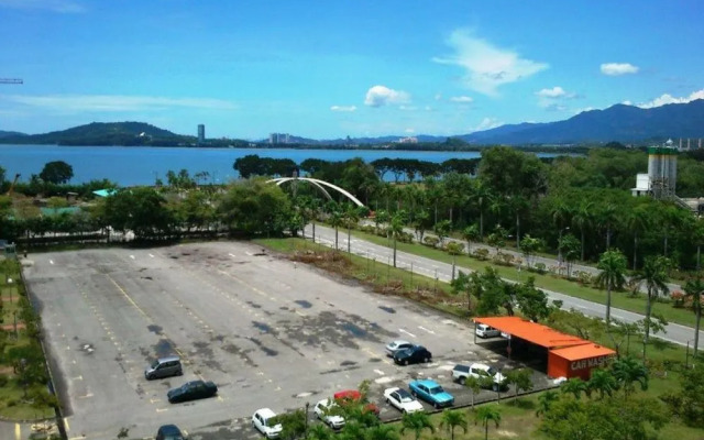 Likas Square Serviced Apartment