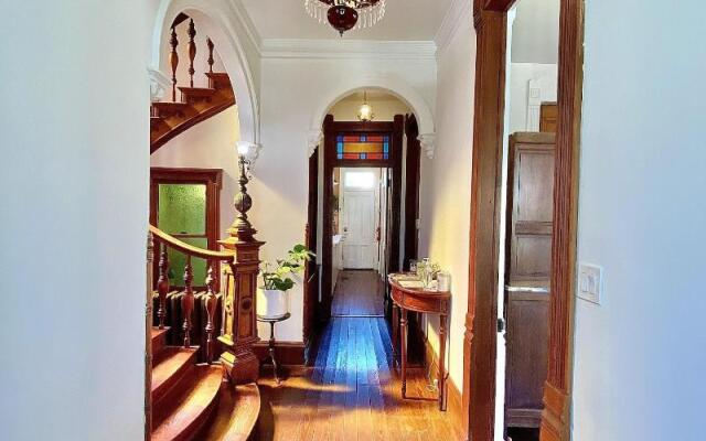 Coppersmith Inn B&B