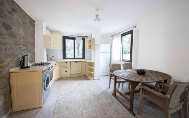 Peaceful Villa With Pool and Garden in Bodrum