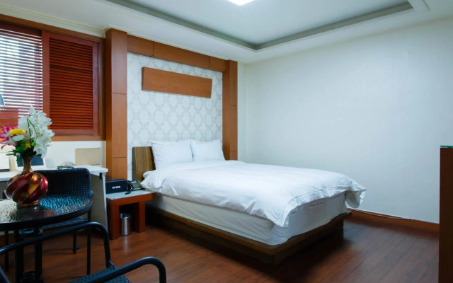 Rexhotel