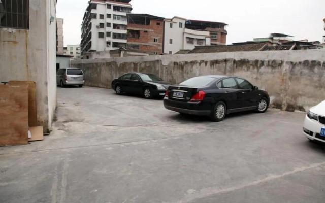 Yipin Business Hotel (Meizhou Municipal Government)