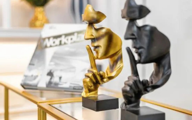 Xana Hotelle (phoenix ancient city tourist center store)