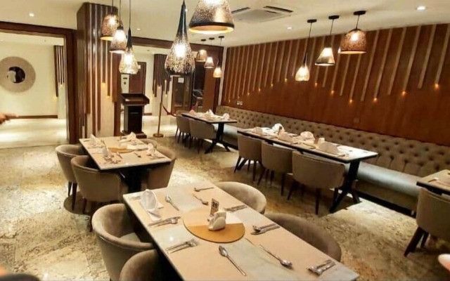 Meethaq Hotels Limited