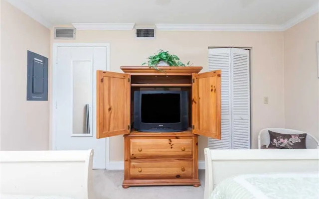 Shores Club 603 - Two Bedroom Condo